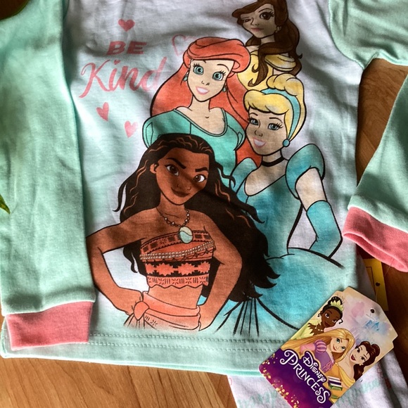 Disney Princess “Be Kind“ Pajamas - Picture 7 of 9